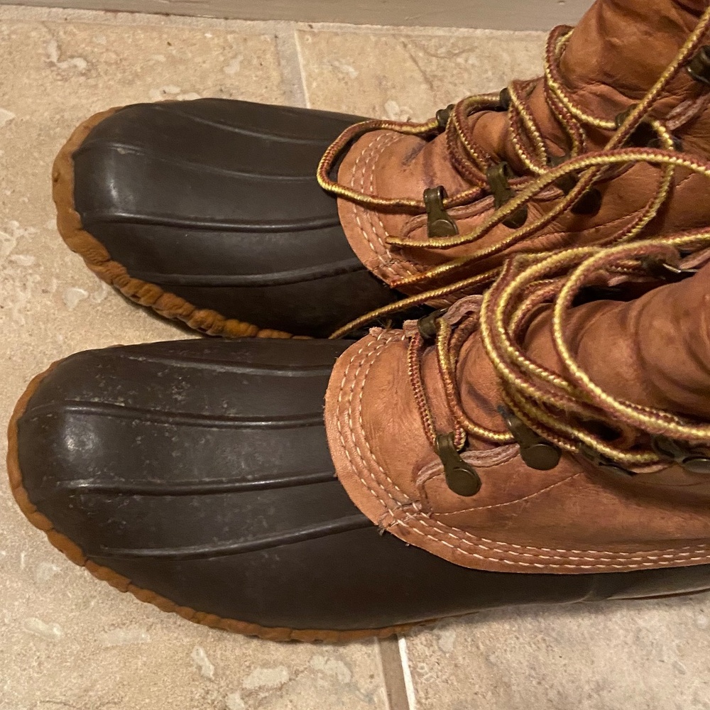 L.L. BEAN - MAINE HUNTING SHOE, sz 11
